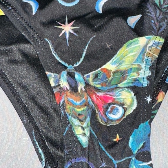 SOLD Women’s L Two Piece Bathing Suit Lunar Moth Mushrooms Padded Ruffle Accents - Picture 4 of 11